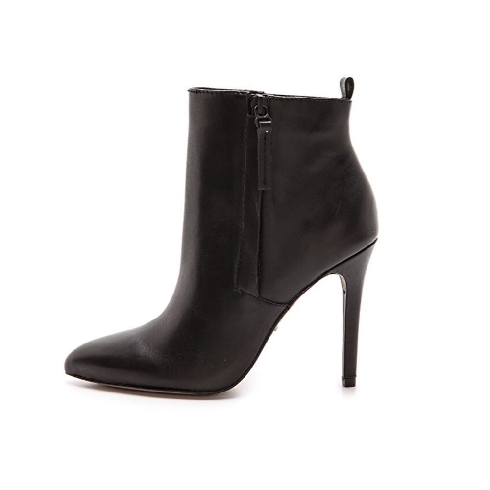 Pour La Victoire Booties